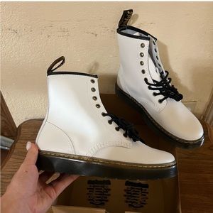 NEW Dr Martens Zavala white boots
